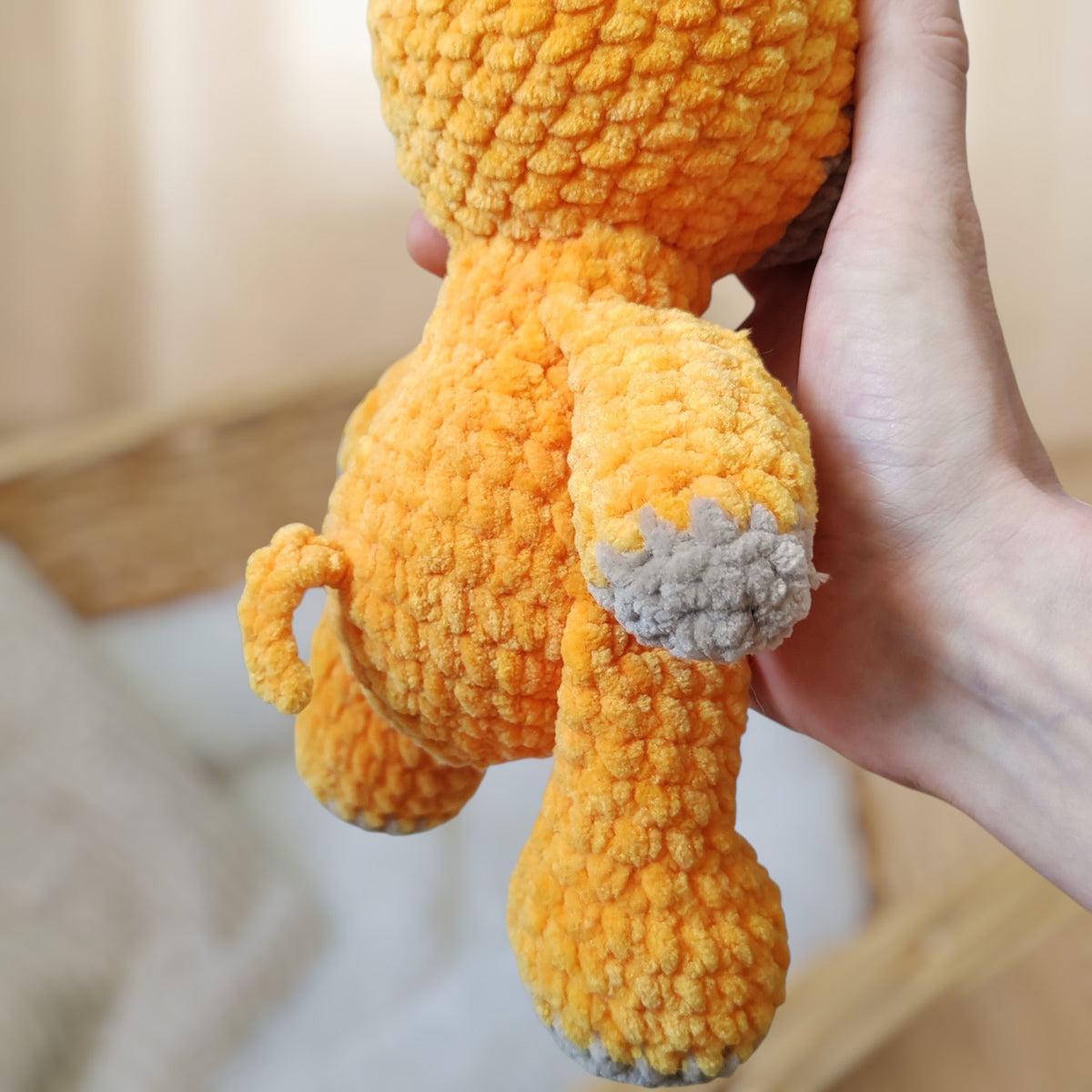 Tiny doudou girafe crochet