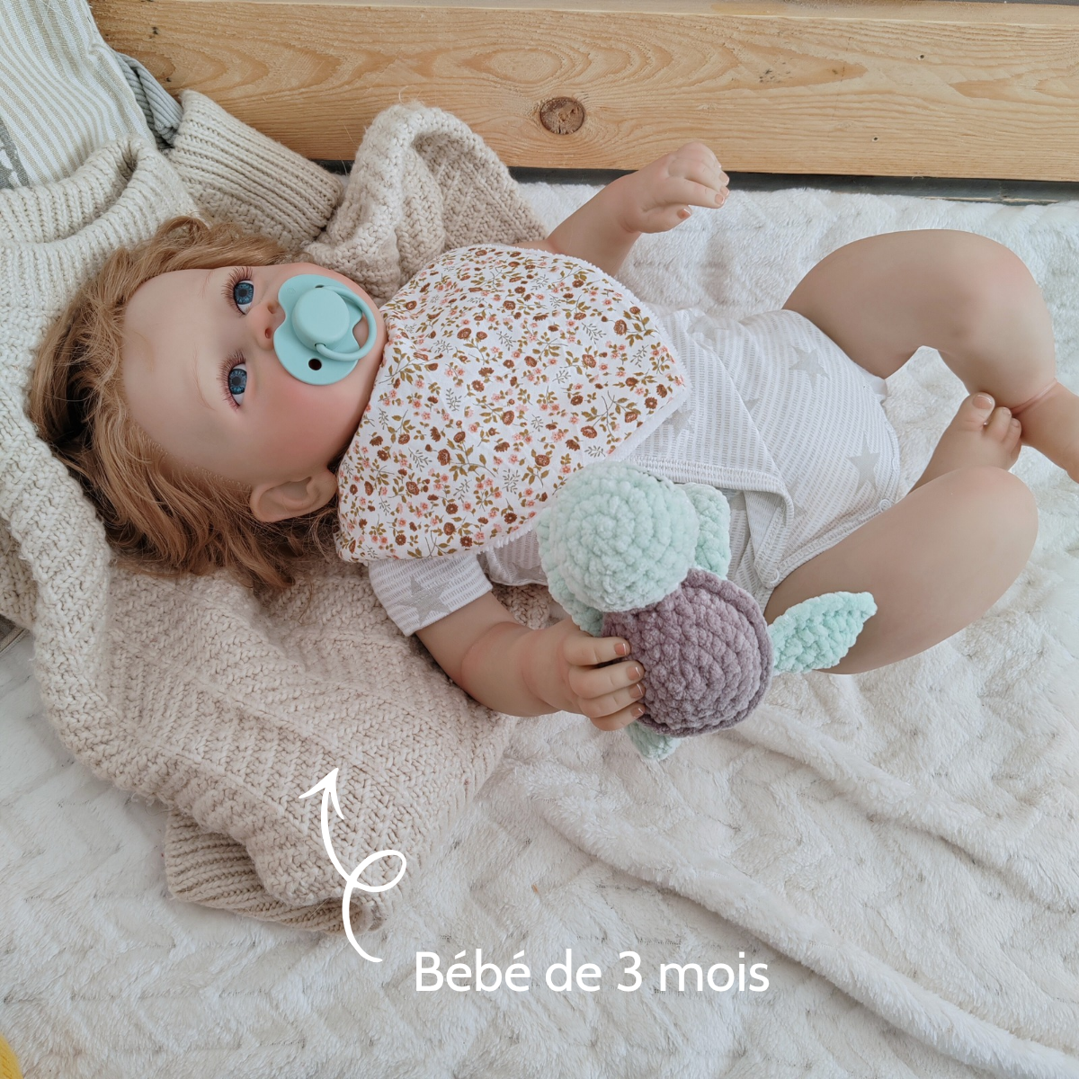 doudou tortue verte crochet avec bébé de 3mois