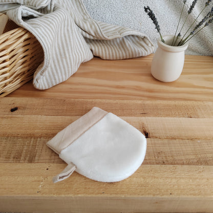Gant démaquillant magique doudou nude