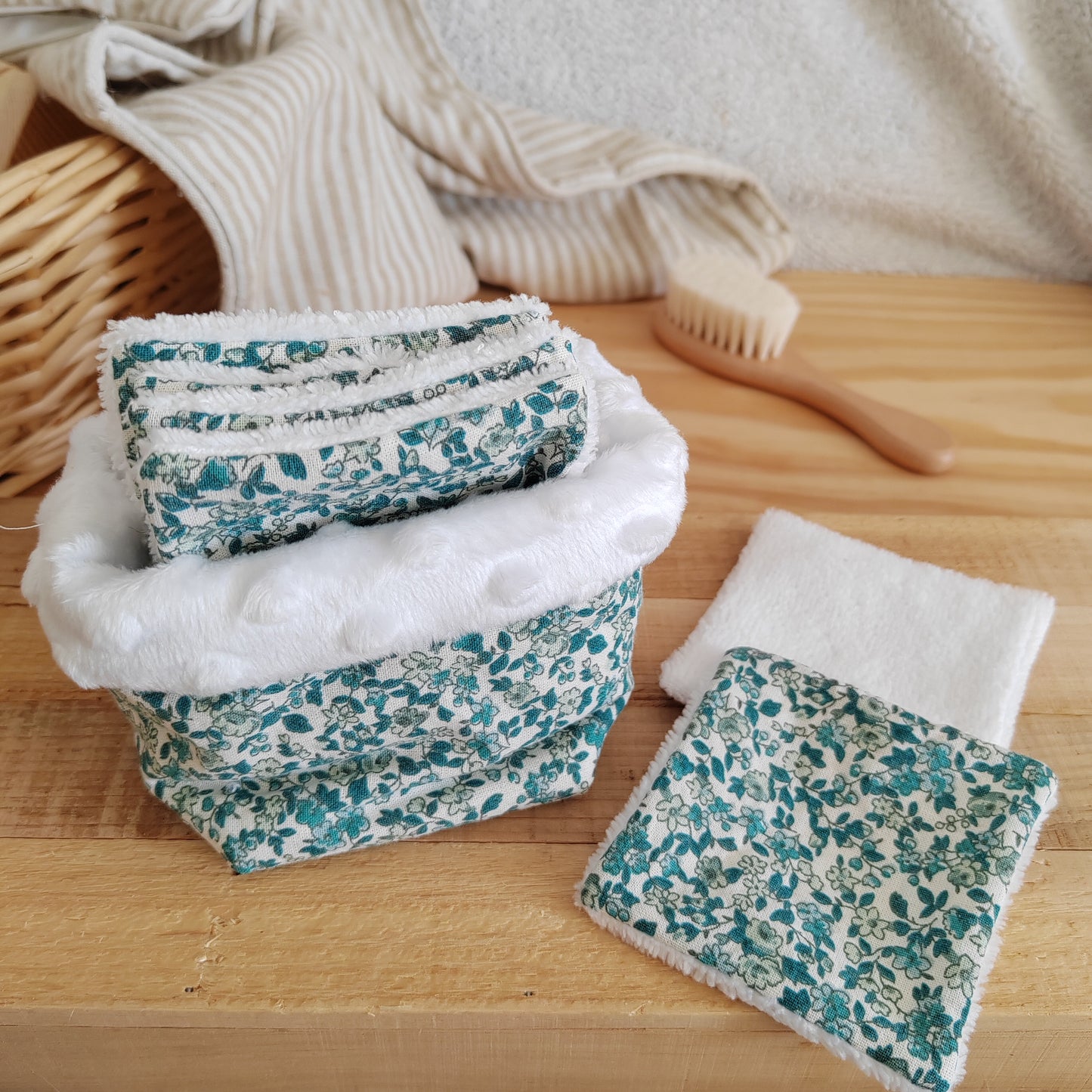 6 cotons lavables avec panier fleuri bleu