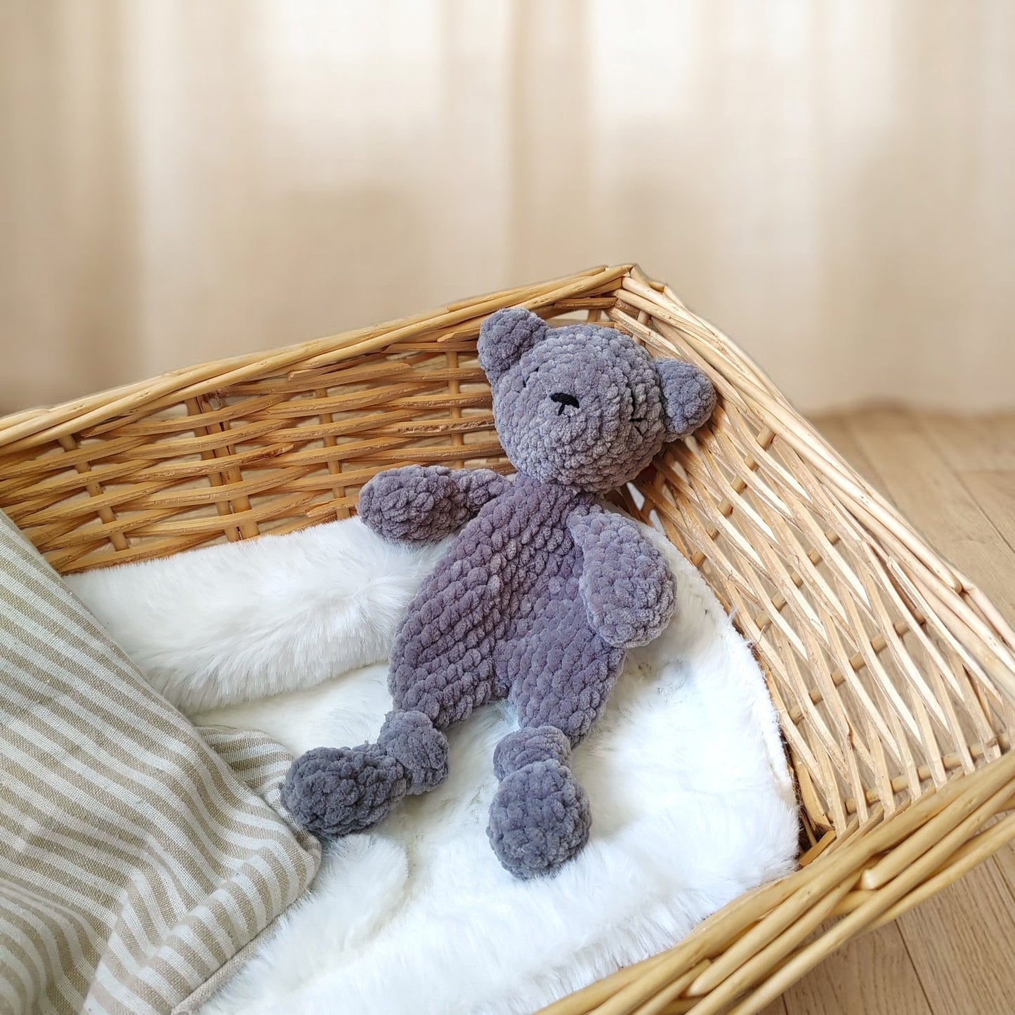 Tiny doudou plat ours gris