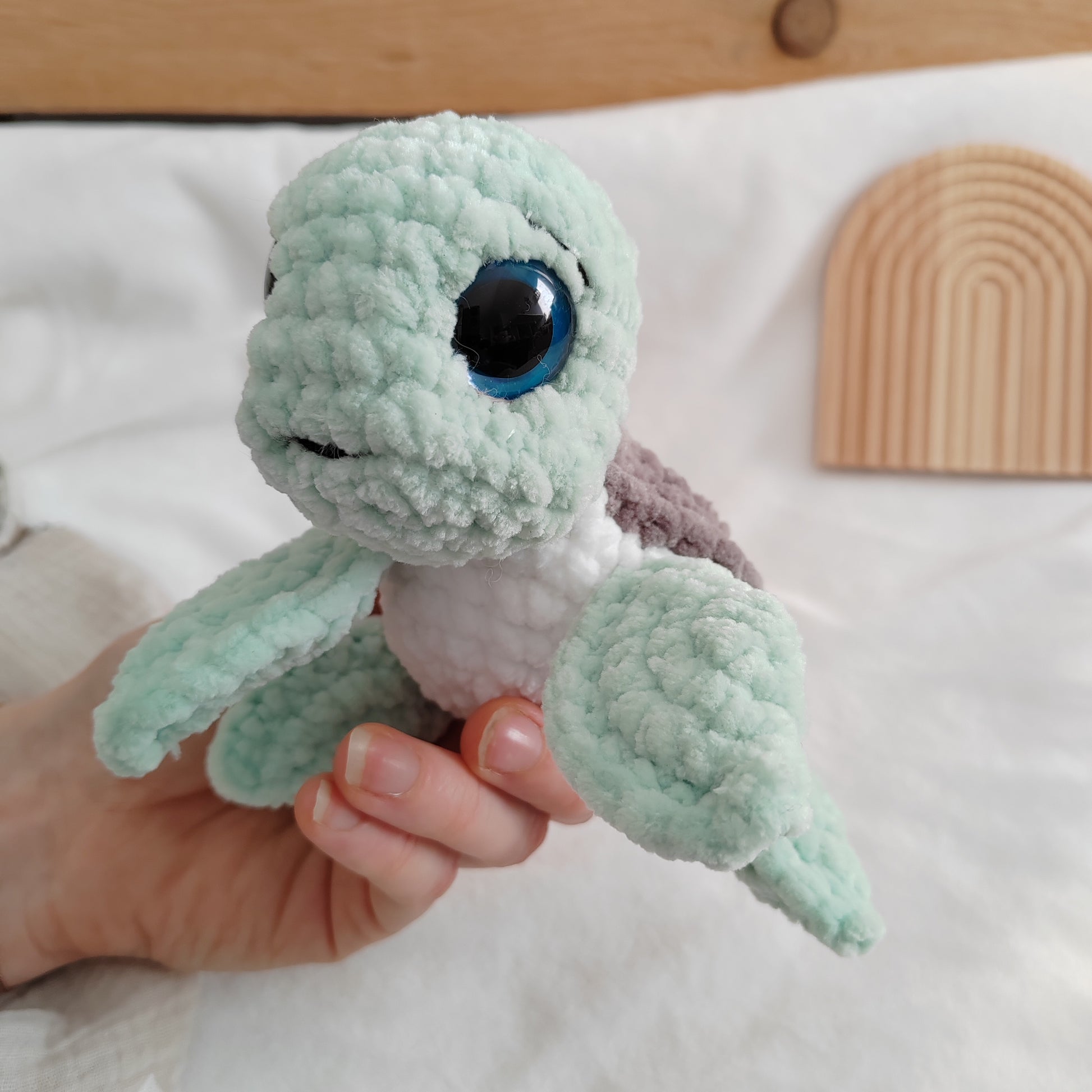 doudou tortue verte au crochet
